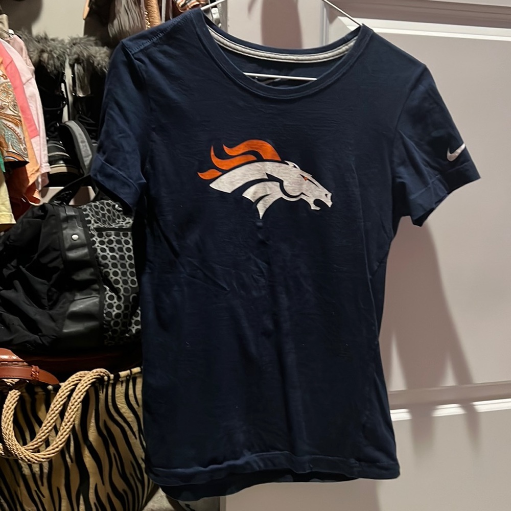 Blue Denver Broncos tshirt (slim fit )